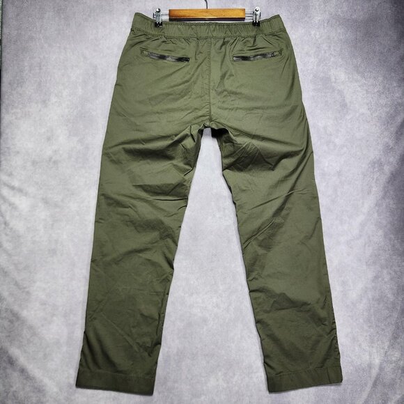 Tommy Hilfiger Pants Mens 36x32 Green Wide Fit Chino Stretch Belted Casual - Picture 2 of 16